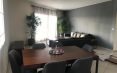 IVANDRY – GRAND APPARTEMENT T4 MEUBLE AU BORD D’UN LAC AVEC BELLE VUE -ASCENSEUR-GROUPE ELECTROGENE ET ACTIVITES DANS UNE RESIDENCE SECURISEE A 1 MINUTES DES ECOLES – REF : 2025-IVA0287