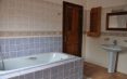 AMBATOBE – GRANDE VILLA T6 MEUBLEE AVEC GRAND JARDIN ARBORE – GRANDE TERRASSE ET BELLE VUE PANORAMIQUE A 03 MINUTES A PIEDS DU LYCEE FRANCAIS – Réf: 2023-AOBV025