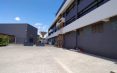 IVANDRY ALAROBIA – DES LOCAUX DE 634.64M² A 2635M²DANS UN GRAND IMMEUBLE  EN BAIE VITREE DE HAUT STANDING AVEC GRAND PARKING -GROUPE ELECTROGENE ET ASCENSEUR DANS UNE RESIDENCE SECURISEE EN BORD DE ROUTE PRINCIPALE – REF: 2025-IVLC0200