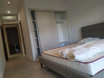 IVANDRY GRAND APPARTEMENT T3 MEUBLE AVEC GRAND JJARDIN ARBORE – PISCINE CHAUFFEE -SALLE DE SPORT-GROUPE ECLTROGENE ET ASCENSEUR A 1 MINUTE DES ECOLES – REF : 2025-IVA620