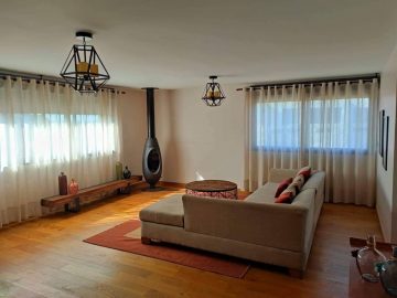 IVANDRY GRAND DUPLEX T4 DE STANDING 300M² AVEC GROUPE ELECTROEGNE -ASCENSEUR – ACTIVITES A 1 MINUTE DES ECOLES – REF:2025-IVA0701