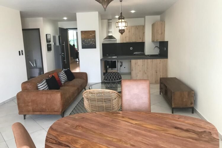 IVANDRY GRANDS APPARTEMENTS T2 MEUBLéS AVEC BELLE VUE SUR LAC DANS UNE RESIDENCE AVEC ACTIVITES ET SECURISEE A 2 PAS DES ECOLES – REF :2025-IVA0845