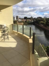 IVANDRY GRANDS APPARTEMENTS T2 MEUBLéS AVEC BELLE VUE SUR LAC DANS UNE RESIDENCE AVEC ACTIVITES ET SECURISEE A 2 PAS DES ECOLES – REF :2025-IVA0845