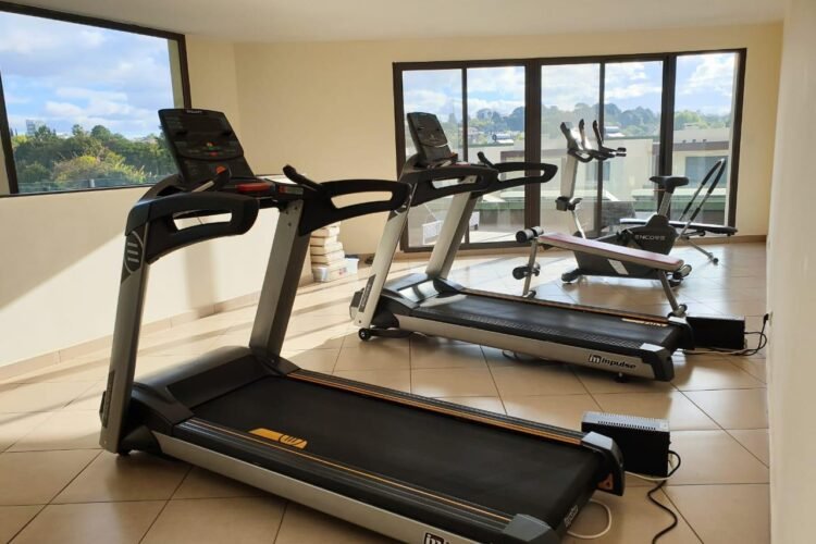 IVANDRY GRANDS APPARTEMENTS T2 MEUBLéS AVEC BELLE VUE SUR LAC DANS UNE RESIDENCE AVEC ACTIVITES ET SECURISEE A 2 PAS DES ECOLES – REF :2025-IVA0845