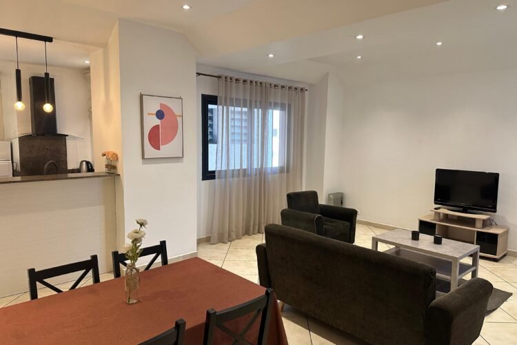 IVANDRY – APPARTEMENT T3 MEUBLé DANS UNE RESIDENCE SECURISEE AVEC KIT ANTI-DELESTAGE ET CITERNES A 1 MINUTE DES ECOLES – REF : 2025-IVA1002