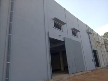 ANDRANOTAPAHANA ENTREPÔTS NEUFS JUSQU’À 9000M2 – ACCES POIDS LOURDS – GRAND PARKING ET SITE SECURISé A 15MINUTES DU CENTRE – REF:2025-APNENT1101