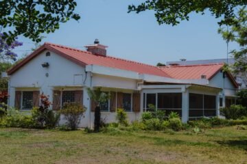 IVANDRY VILLA BASSE T5 AVEC GRAND JARDIN ARBORé DE 1500M² DANS LE LOTISSEMENT BONNET A 2 PAS DE ECOLES – REF: 2025-IVV1104