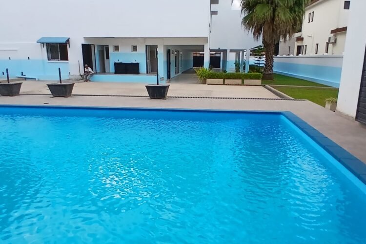 IVANDRY GRANDE VILLA T6 NEUVE AVEC GRAND JARDIN ET GRANDE PISCINE DANS UNE RÉSIDENCE À 2 MINUTES DES ÉCOLES – REF : 2026-IVV0210
