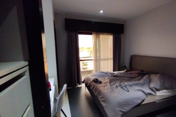 IVANDRY GRAND APPARETEMENT T3 ENTIEREMENT MEUBLé MODERNE AVEC BELLE VUE SUR LE LAC MASAY-PISCINE -SALLE DE SPORT-GROUPE ELECTROGENE DANS UNE RESIDENCE AU BORD DU LAC MASAY A 1 MINUTE DES ECOLES – REF : 2026-IVA0201