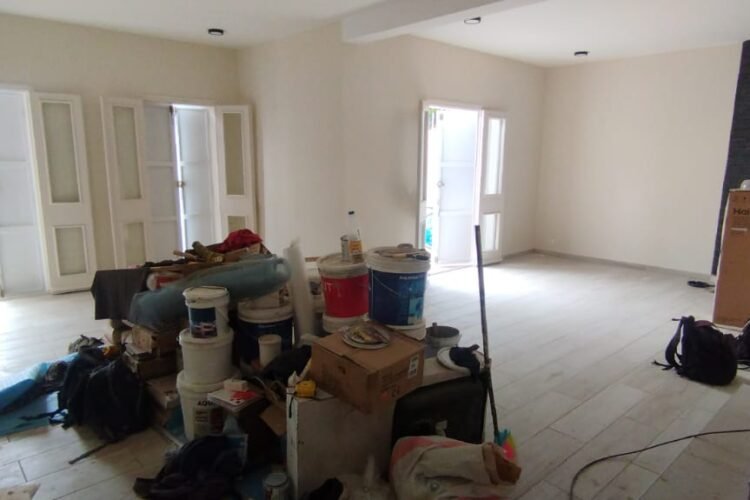 AMBATOBE VILLA T4 DE STANDING RENOVEE AVEC JARDIN ET BELLE VUE DANS LA RESIDENCE D’AMBATOBE A 2 PAS DU LYCEE FRANCAIS – REF: 2026-AOBV0227