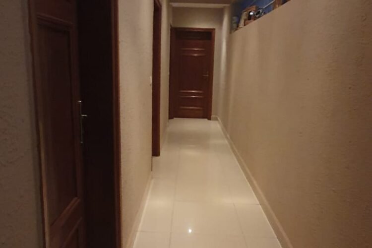 AMBATOBE GRANDE VILLA T8 DE STANDING AVEC GRAND JARDIN 1 MINUTES DU LYCEEE FRANCAIS – REF:2026-AOBV0310