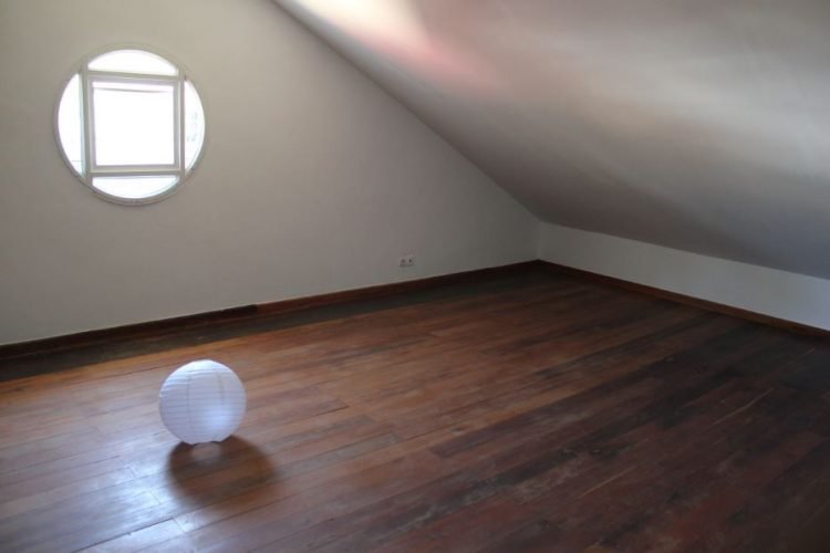 AMBATOBE GRANDE VILLA T8 DE STANDING AVEC GRAND JARDIN 1 MINUTES DU LYCEEE FRANCAIS – REF:2026-AOBV0310