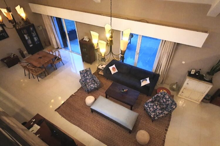 AMBATOBE GRANDE VILLA T8 DE STANDING AVEC GRAND JARDIN 1 MINUTES DU LYCEEE FRANCAIS – REF:2026-AOBV0310