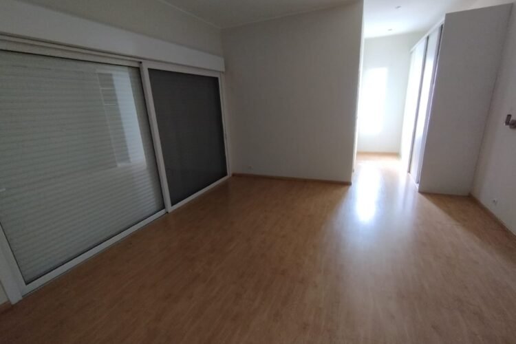 AMBATOBE GRANDE VILLA T5 AVEC PISCINE ET GRAND JARDIN ARBORé DANS UNE RESIDENCE SECURISEE A 2 MINUTES DU LYCEE FRANCAIS – REF:2026-AOBV0314