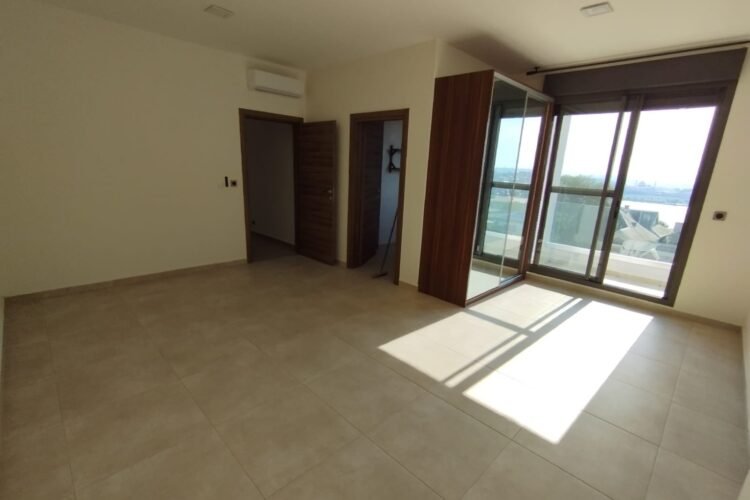 IVANDRY GRAND APPARTEMENT T6 EN BAIE VITREE DE 400M² AU BORD DU LAC MASAY AVEC BELLE VUE PANORAMIQUE DANS UNE RESIDENCE AVEC GROUPE ELECTROGENE ET ACTIVITES – REF :2026-IVA0105