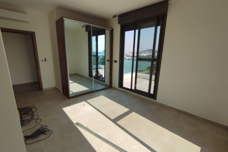 IVANDRY GRAND APPARTEMENT T6 EN BAIE VITREE DE 400M² AU BORD DU LAC MASAY AVEC BELLE VUE PANORAMIQUE DANS UNE RESIDENCE AVEC GROUPE ELECTROGENE ET ACTIVITES – REF :2026-IVA0105