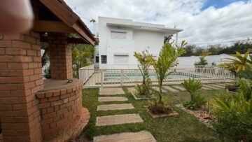 IVANDRY GRANDE VILLA MODERNE T5 AVEC GRAND JARDIN ARBORé – PISCINE ET KIT ANTI DELESTAGE DANS LE LOTISSEMENT BONNET A 2 PAS DES ECOLES – REF 2026-IVV5203